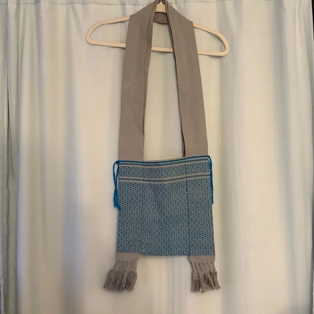 3 for $25! Blue‎ and Beige Patterned Women's canvas  Bag - Picture 2 of 5